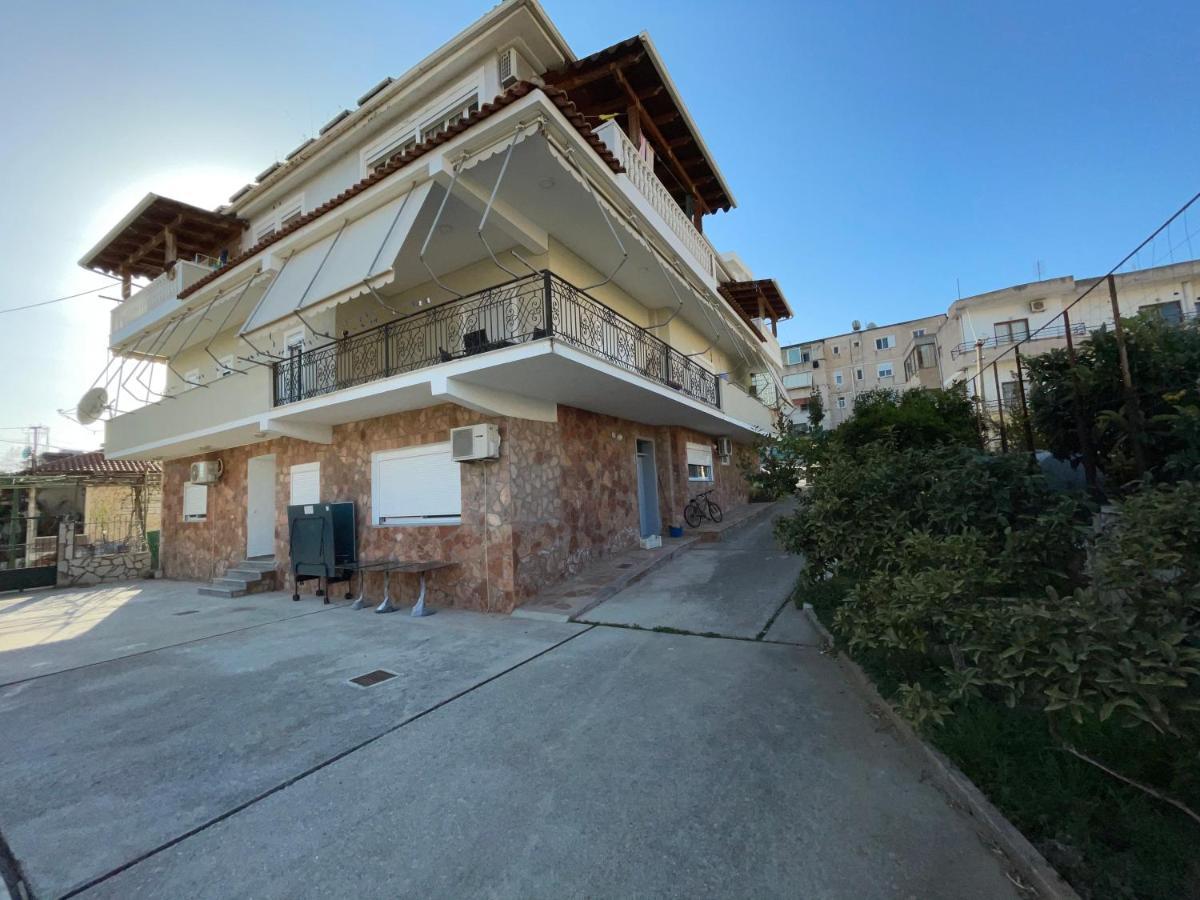 Garden Villa Apartments Sarande Bagian luar foto
