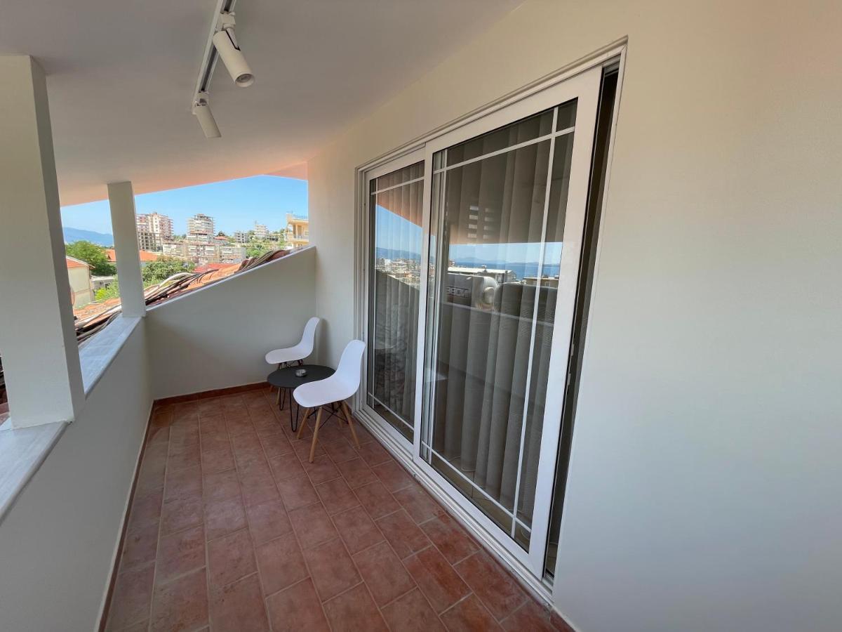 Garden Villa Apartments Sarande Bagian luar foto