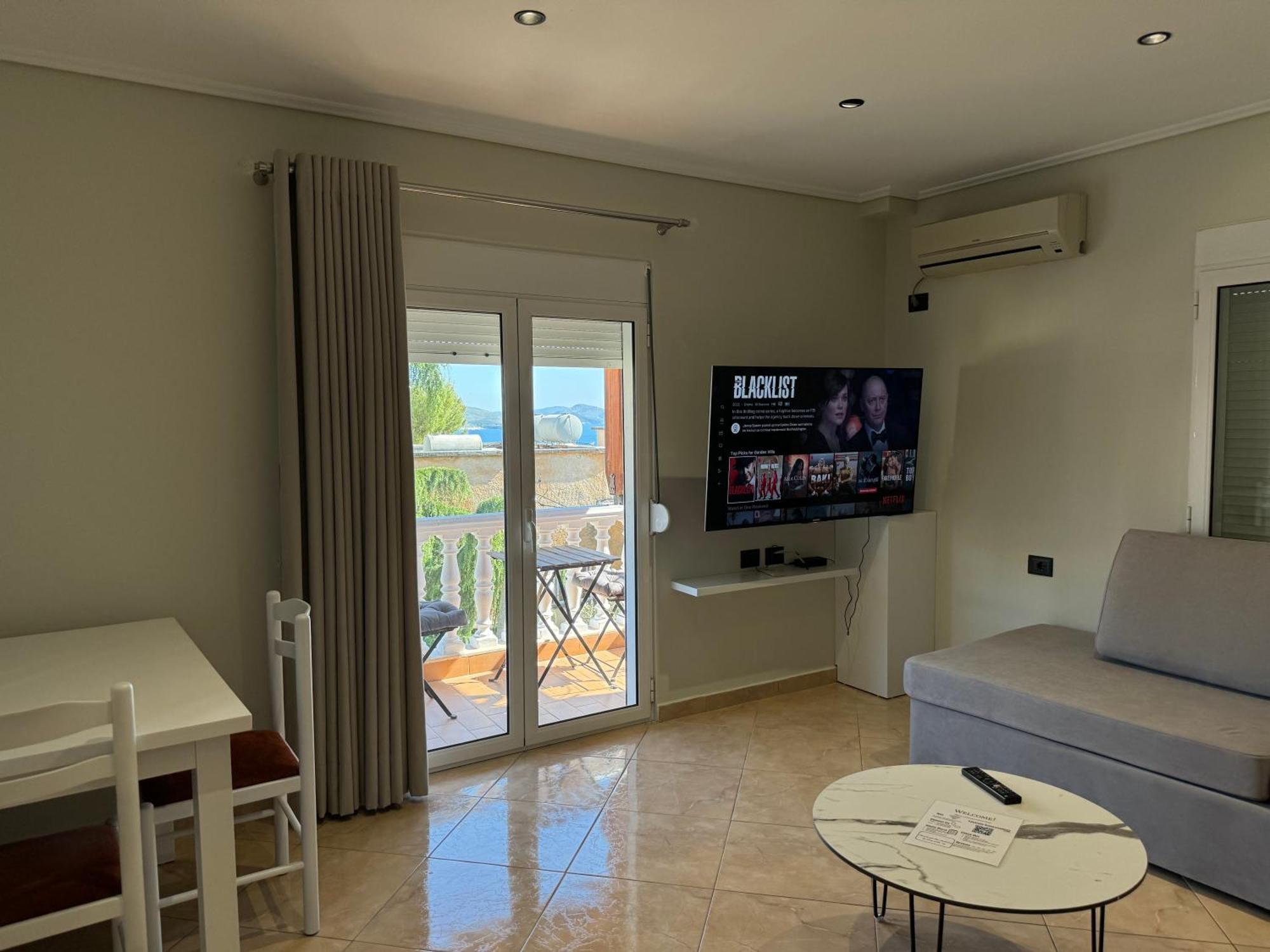 Garden Villa Apartments Sarande Bagian luar foto