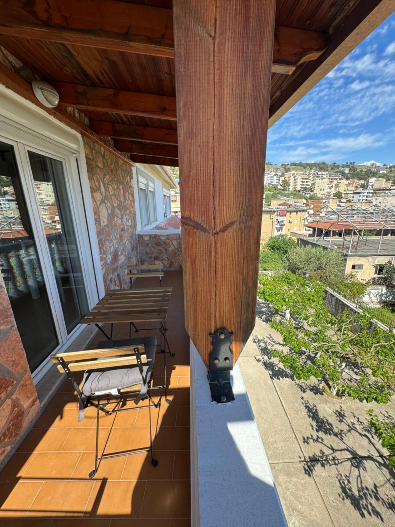 Garden Villa Apartments Sarande Bagian luar foto